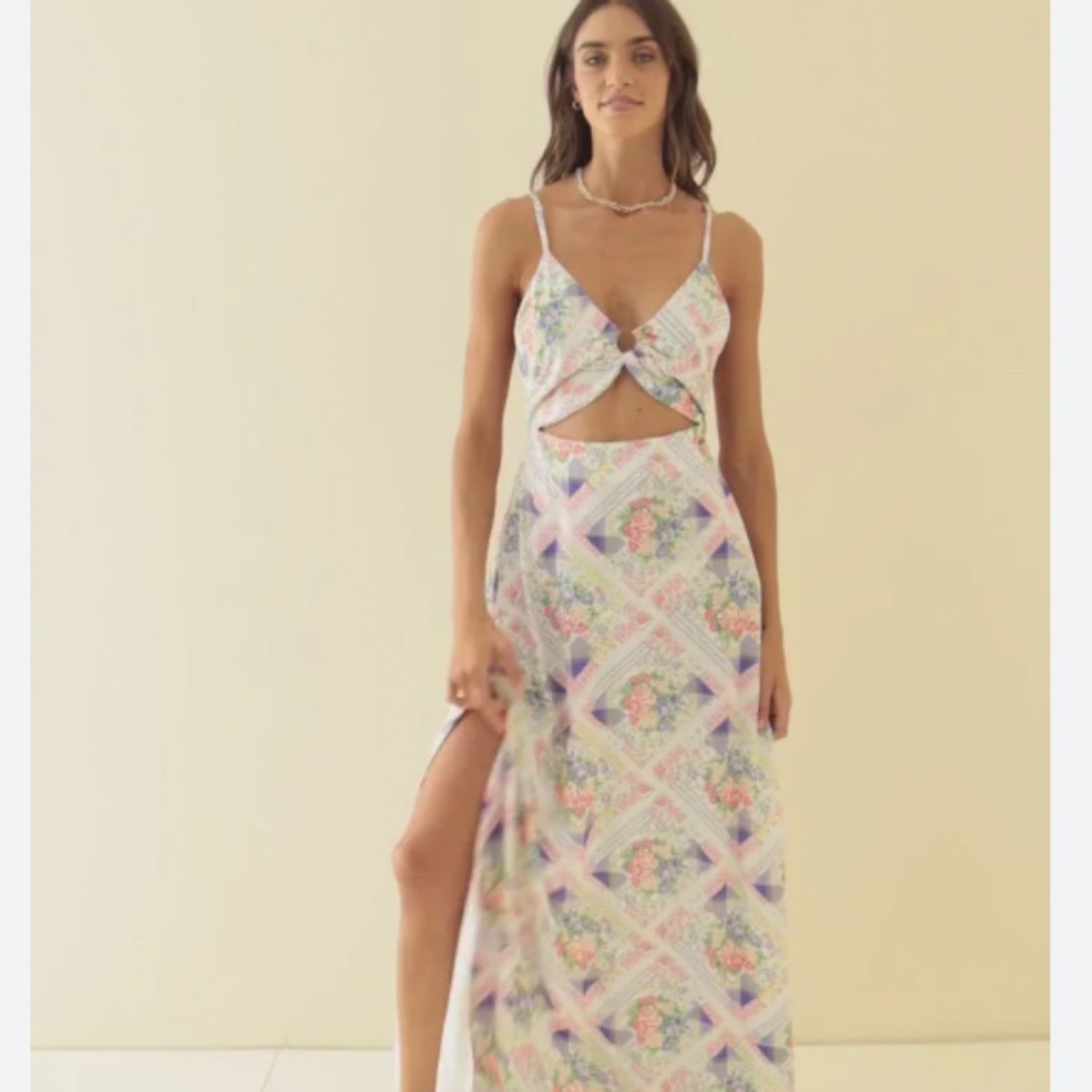 Maaji Countryside Aurora Cover-Up Dress (Medium)